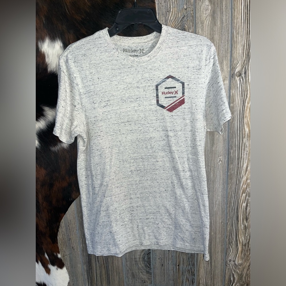 Hurley size medium gray with red and blue emblem